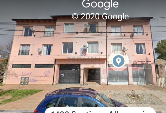 Duplex en calle Albarracin. muy luminoso