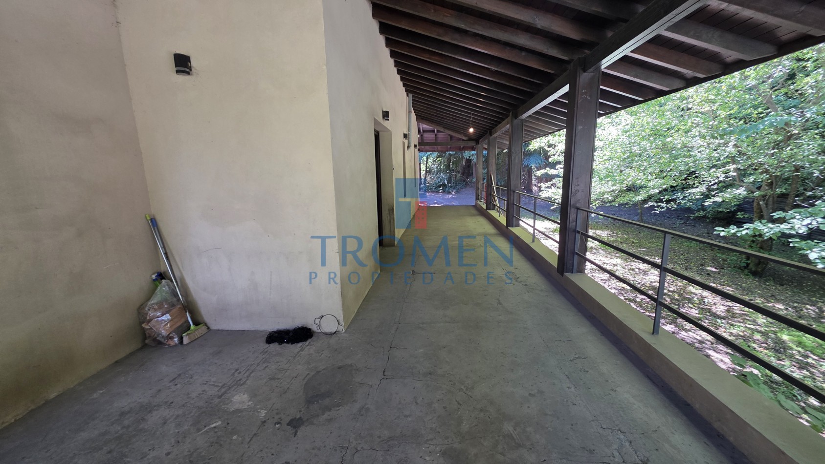 Salon de eventos - Restaurant y Casa de Te + Departamento 