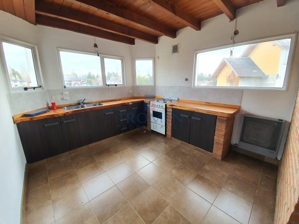 Casa en Dina Huapi, 3 Dormitorios.