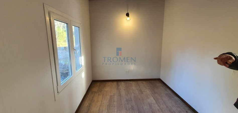 Casa a estrenar - Km 21 Bustillo