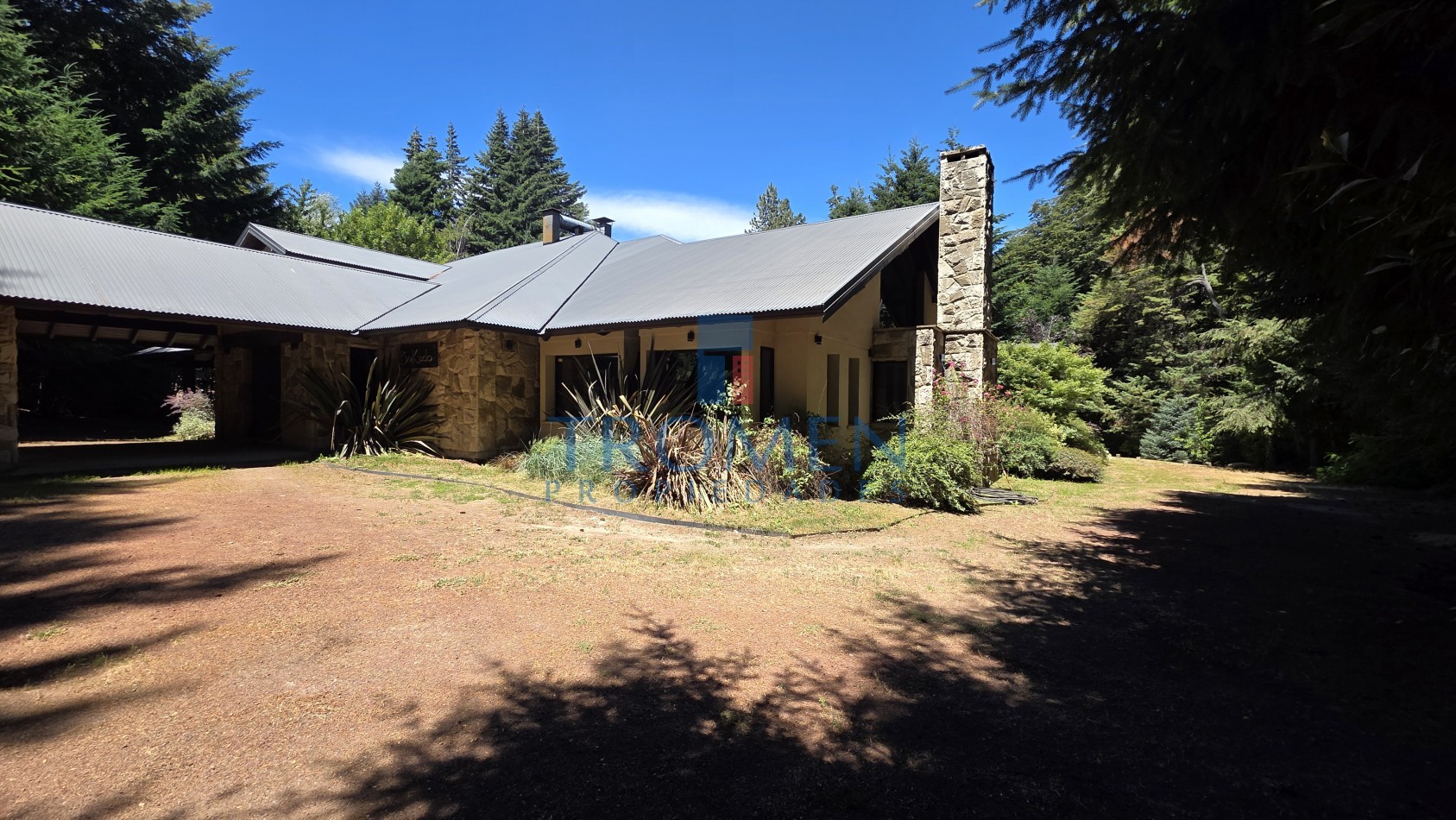 Salon de eventos - Restaurant y Casa de Te + Departamento 