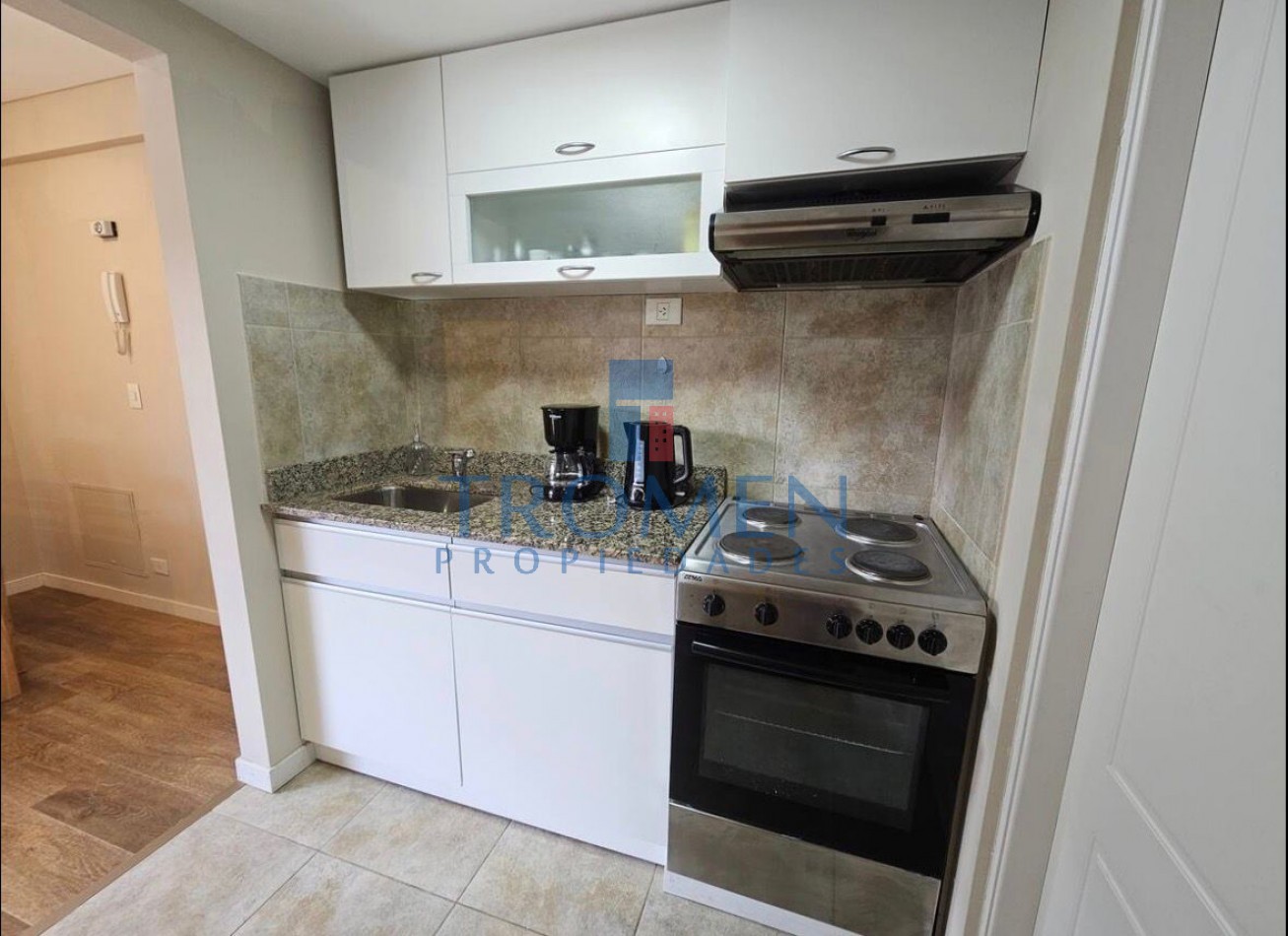 DEPARTAMENTO SOBRE CALLE BELGRANO