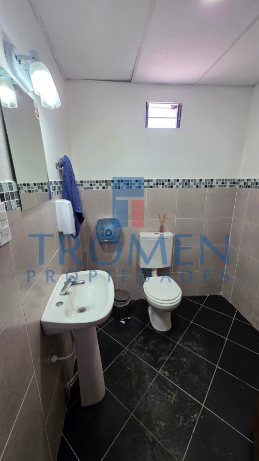 Hotel - Resto Bar en Ingeniero Jacobacci 