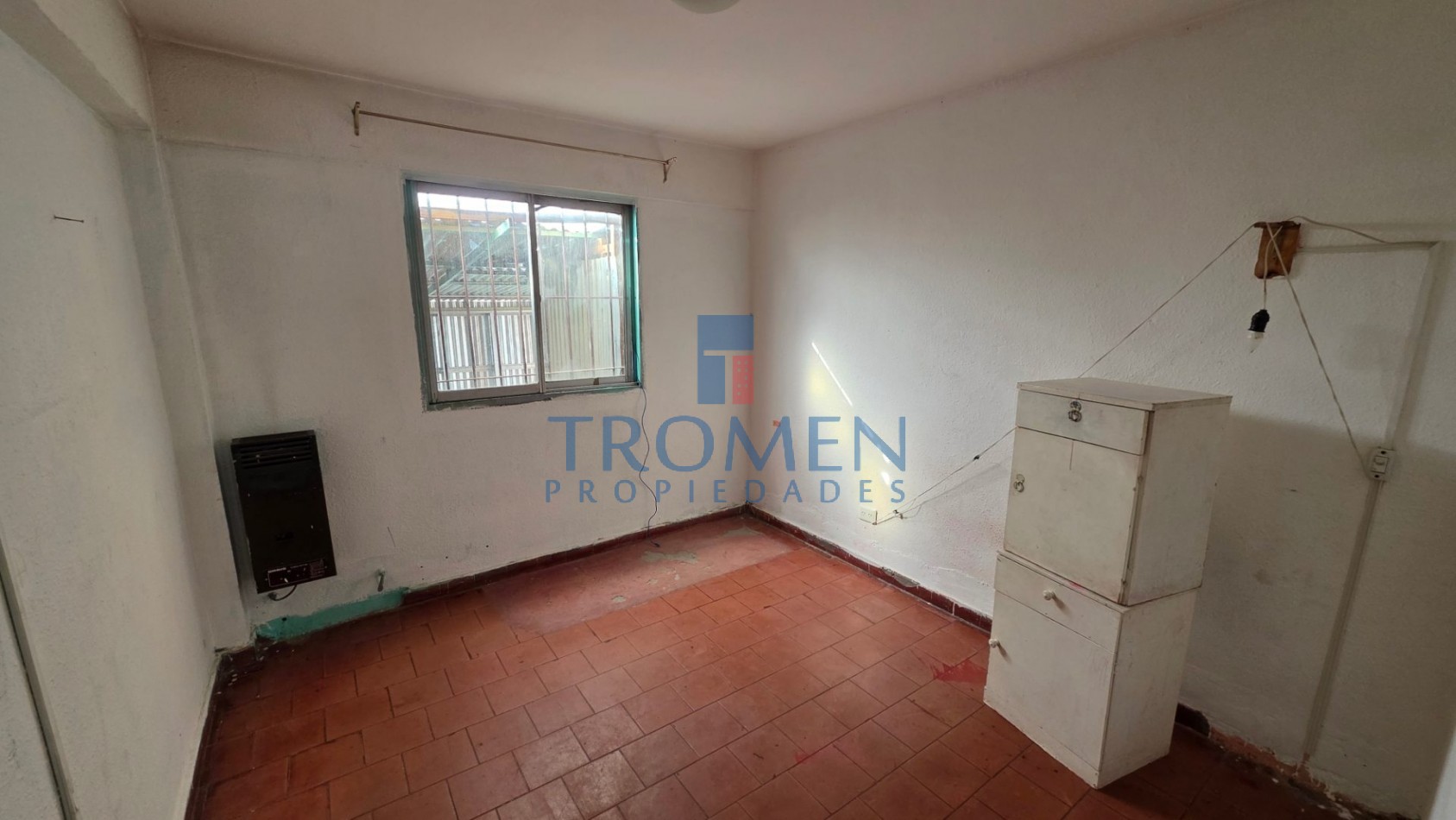 Departamento de 2 Dorm. + Dpto de 1 Dorm. B° 154 Viviendas