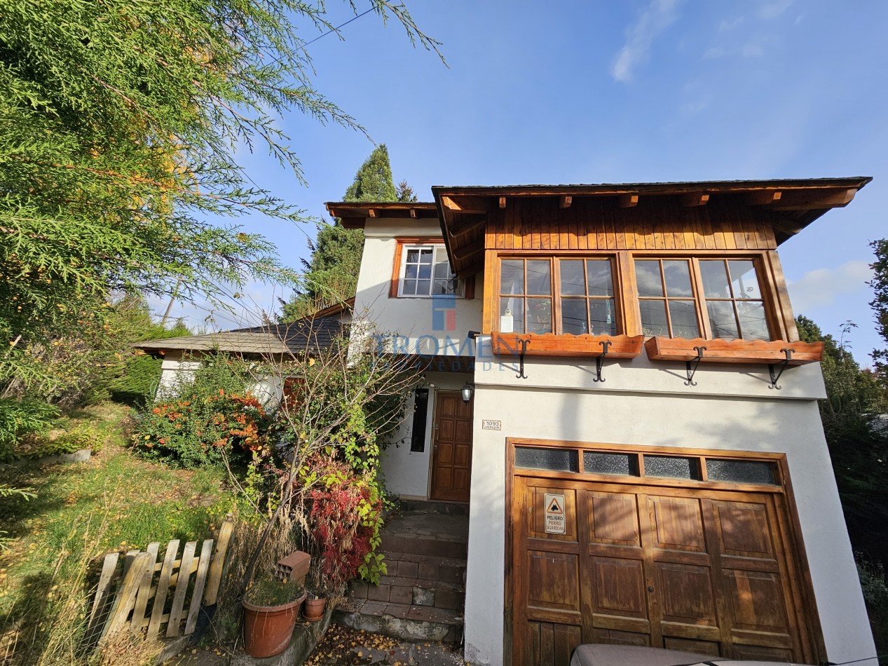 Casa en B° Jardin Botanico 