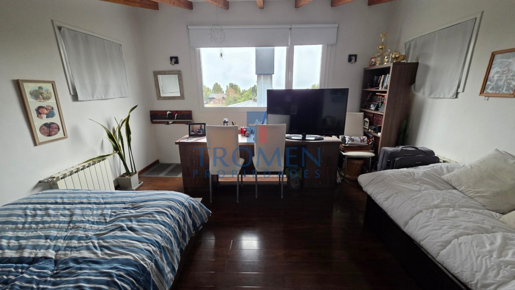 Casa de categoria en barrio privado Las Bandurrias