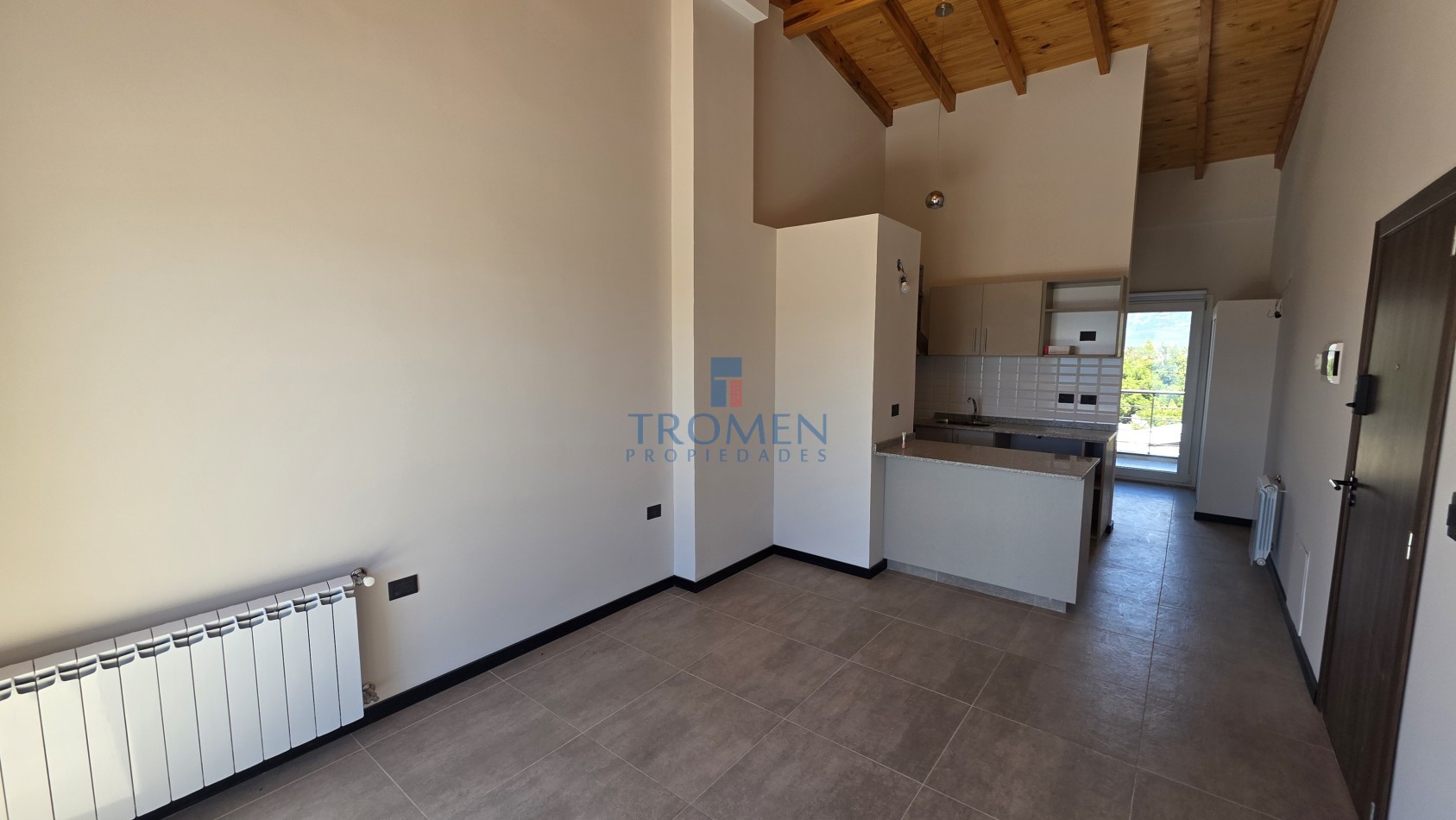 Departamento a estrenar con vista al lago