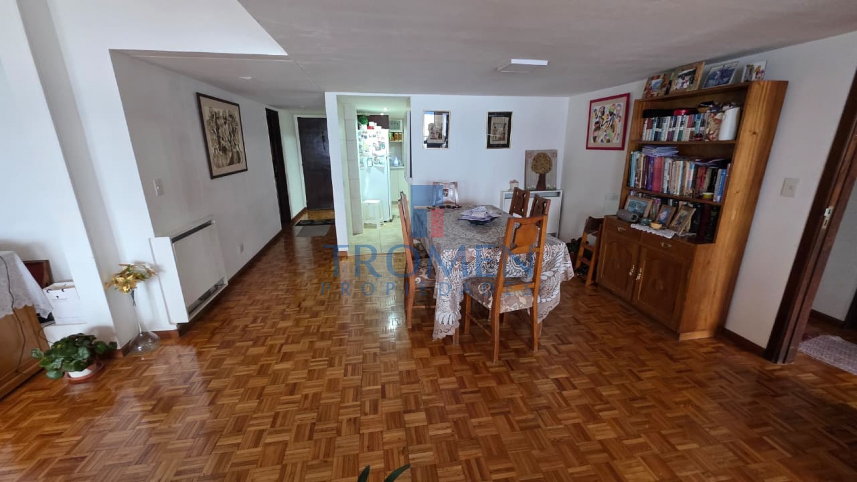 DEPARTAMENTO CON VISTA PLENA AL LAGO