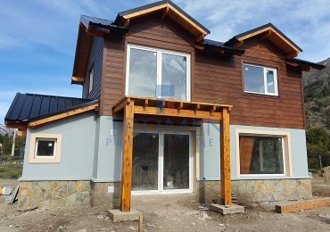 Duplex a estrenar en B° Reina Mora. Excelente vista